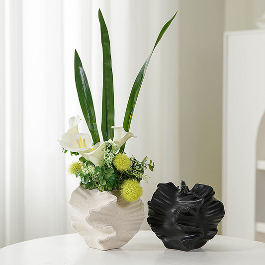 Elyora Solis Vase